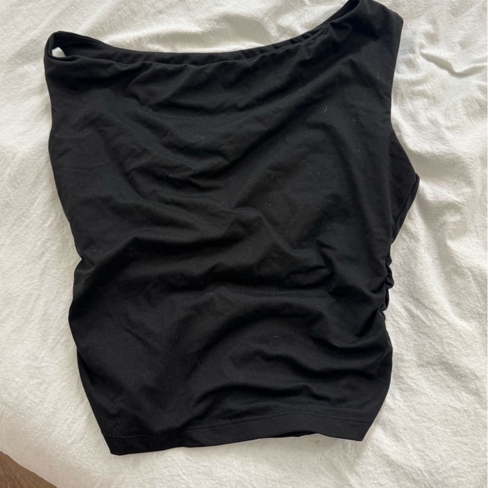 Amazon Black One-Shoulder Tank Top